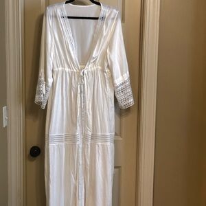Cover Up Lace White Long Sleeve